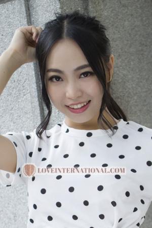 157210 - Jingyi Age: 33 - China