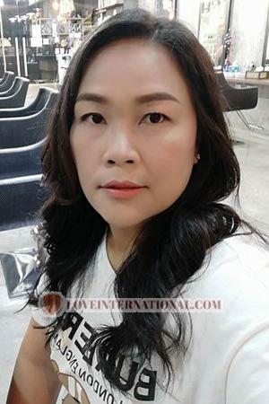 197769 - Ratchaneekorn (Soey) Age: 43 - Thailand