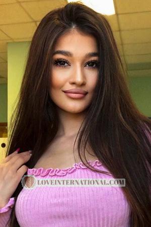 207472 - Naila Age: 21 - Russia