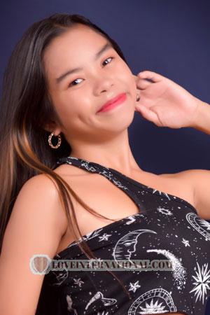 213016 - Ruvelyn Age: 20 - Philippines