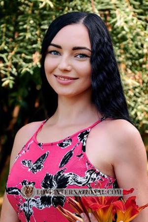 216940 - Iryna Age: 33 - Ukraine