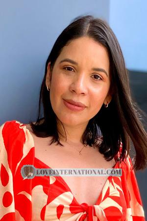 219589 - Yessica Age: 34 - Colombia