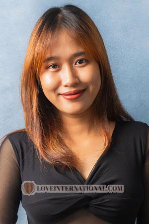 220626 - Nattacha Age: 26 - Thailand